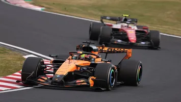 El duelo Hamilton-Norris en Suzuka revela desafíos clave del reglamento 2026