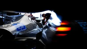 Mercedes aplica lecciones del pasado para enfrentar el desafío de 2026