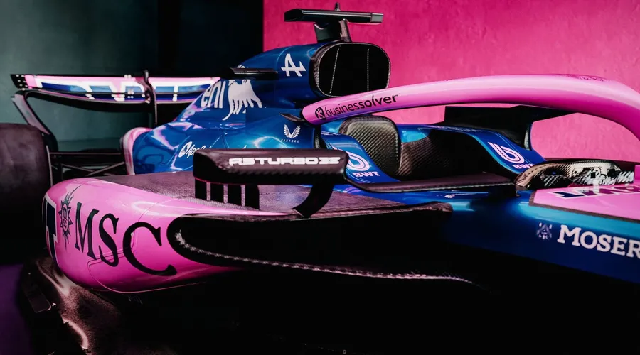 Alpine revela nueva decoración rosa-azul para Colapinto y Gasly en Las Vegas