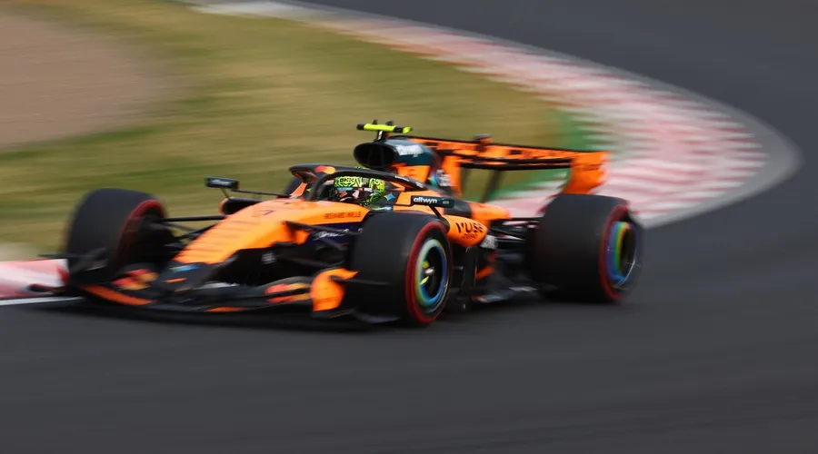 Norris y Verstappen frustrados: "A merced de la unidad de potencia"